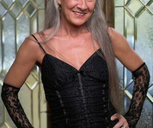 Anomalous gray haired adult..